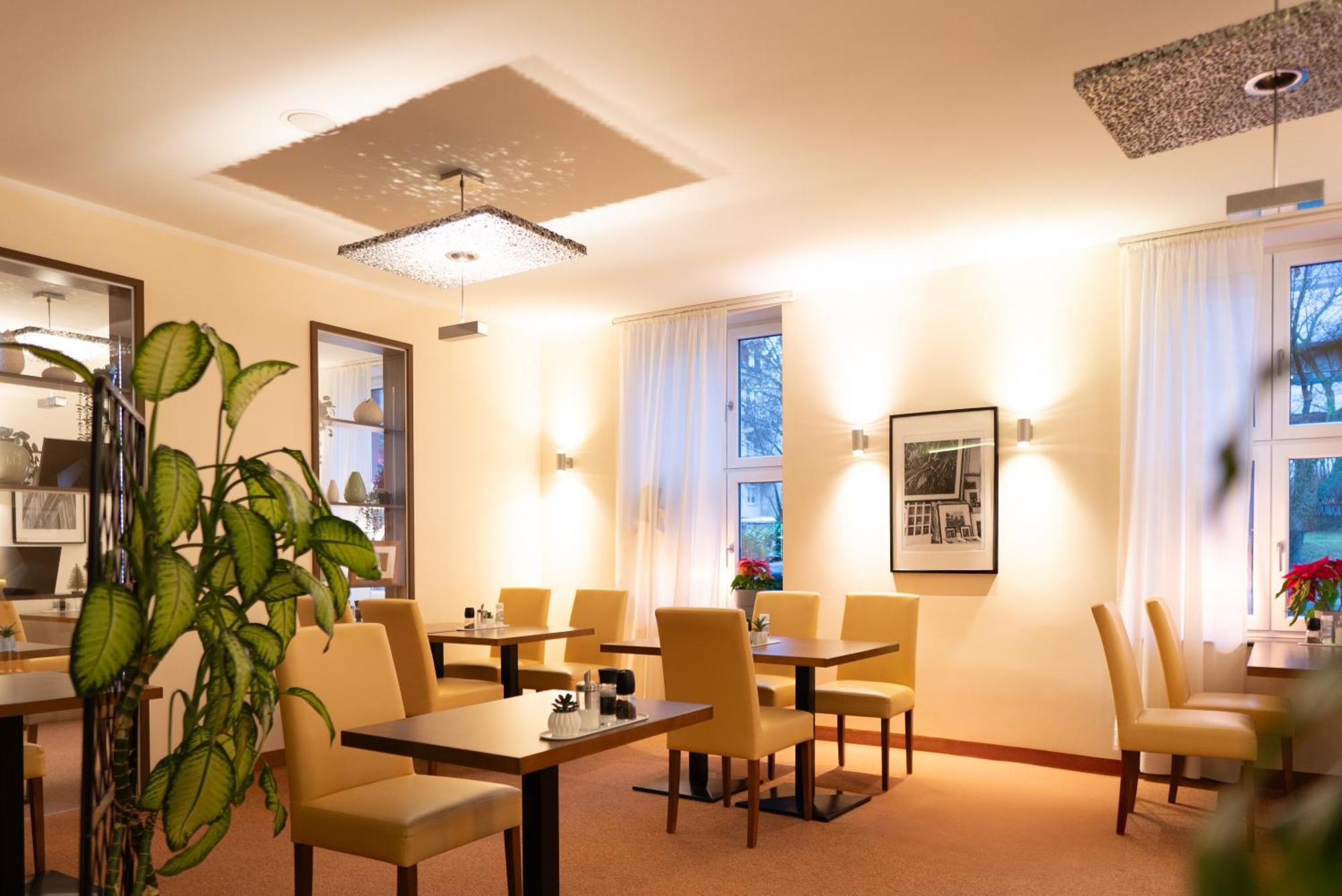Hotel Bruehlerhoehe Erfurt Exterior photo